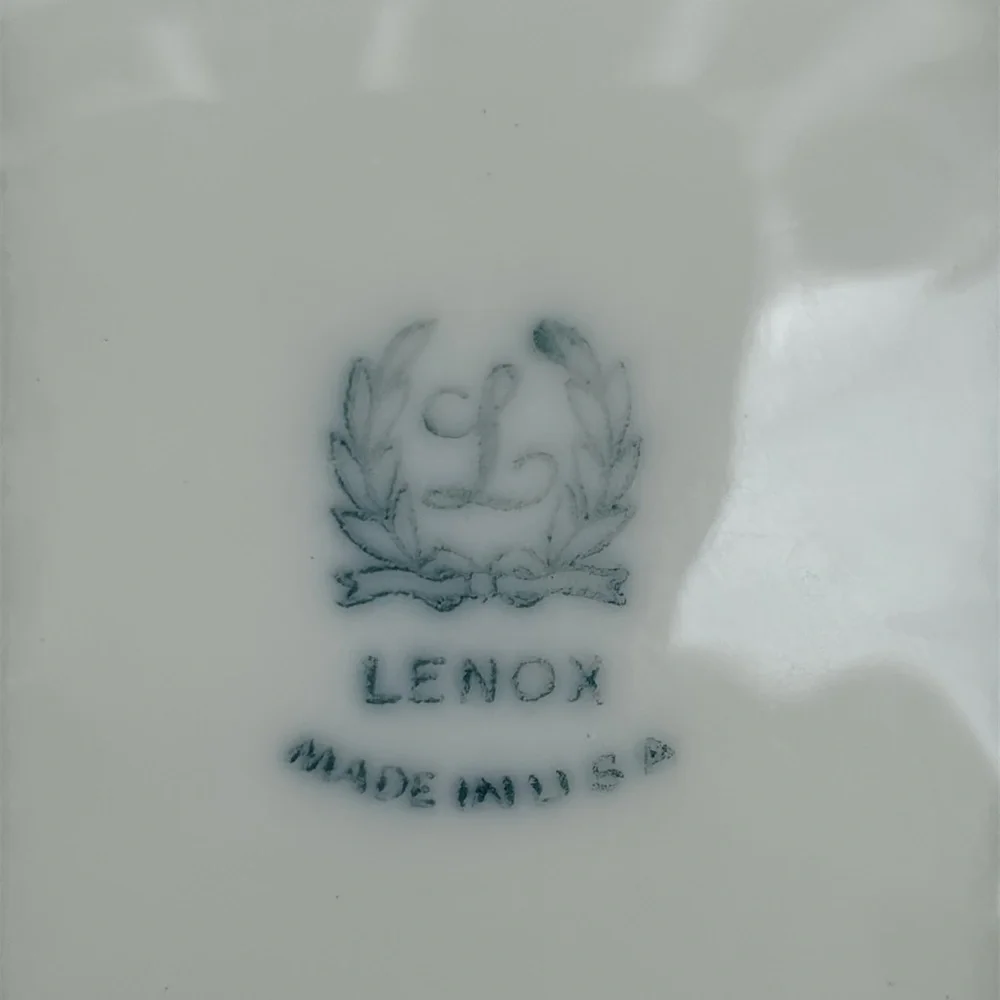 Vintage Ivory Lenox Clam Shell Serving Dish